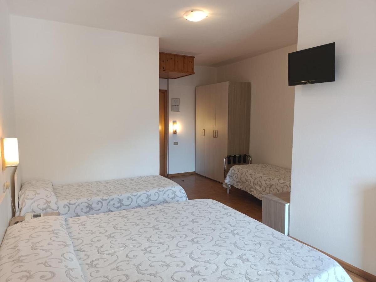 Hotel Gufo بورمْيو المظهر الخارجي الصورة