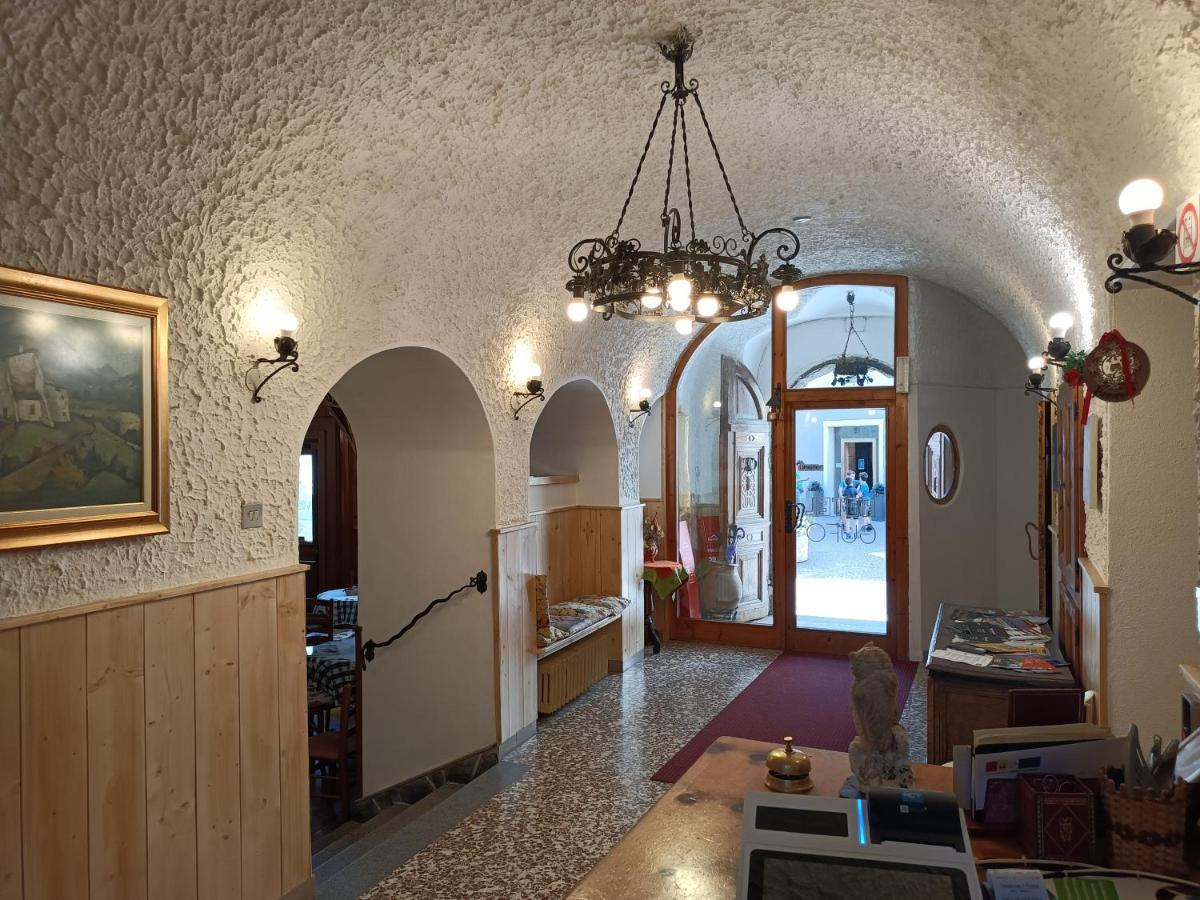 Hotel Gufo بورمْيو المظهر الخارجي الصورة