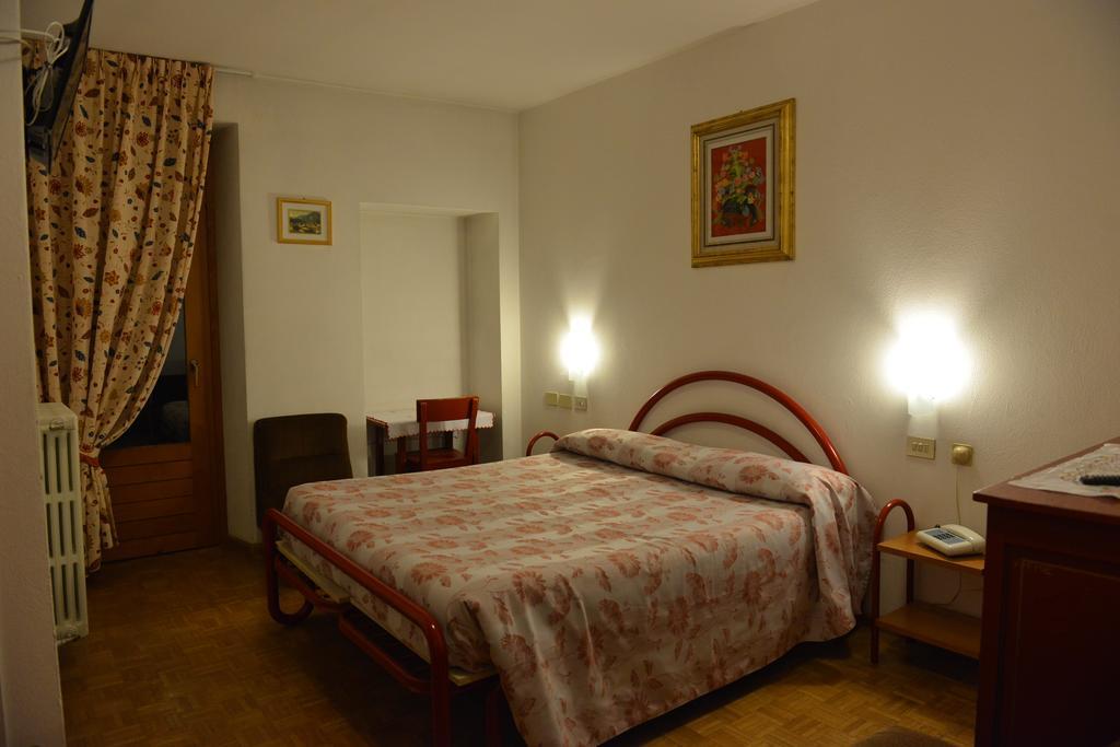 Hotel Gufo بورمْيو المظهر الخارجي الصورة