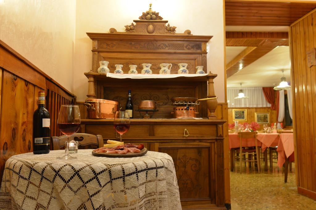 Hotel Gufo بورمْيو المظهر الخارجي الصورة