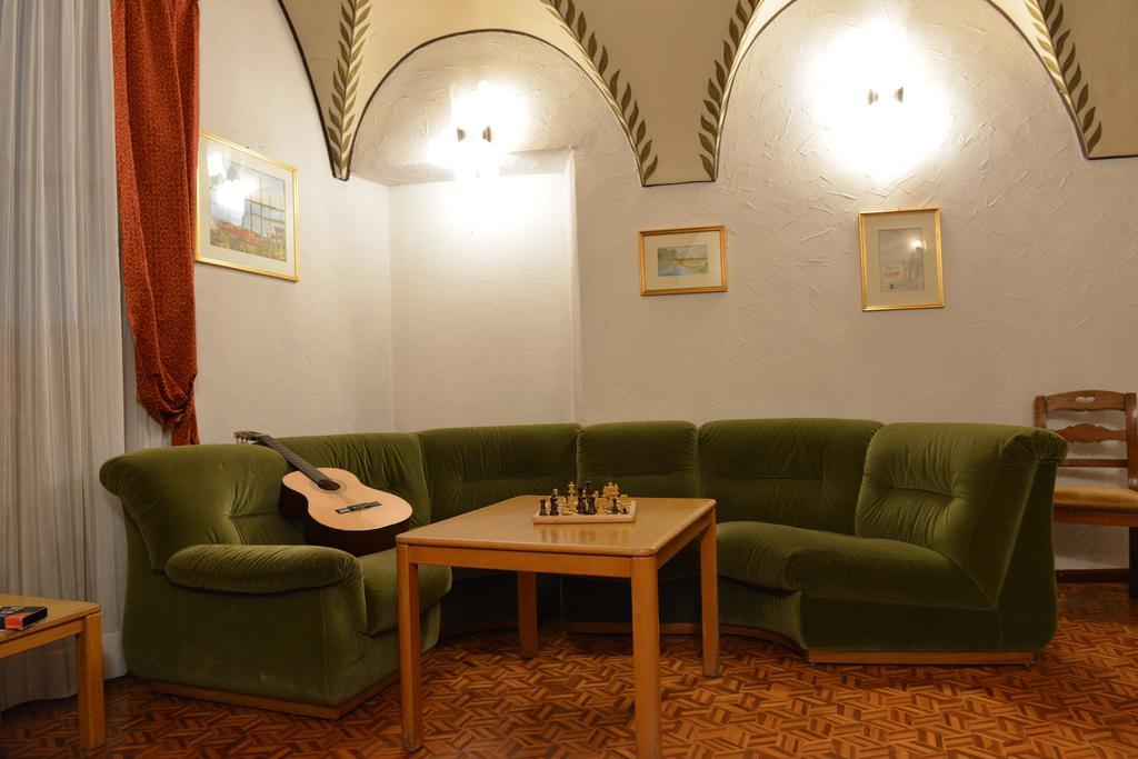 Hotel Gufo بورمْيو المظهر الخارجي الصورة